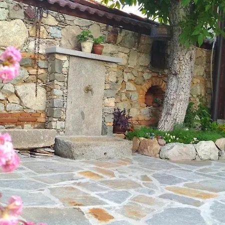 боримечковата къща 卡洛费尔