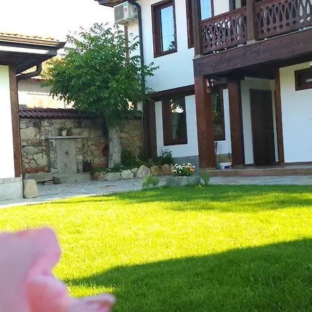 боримечковата къща 3*